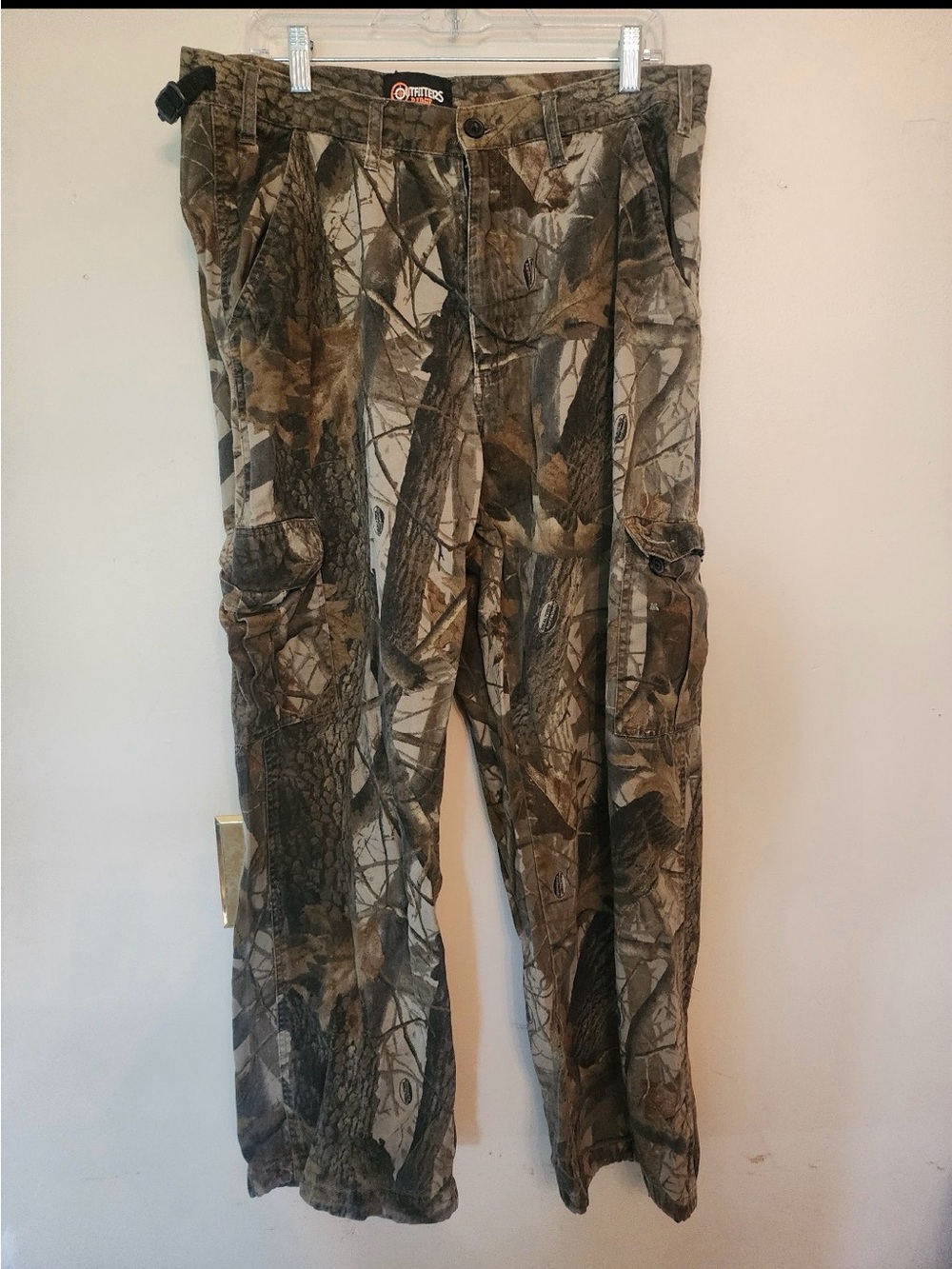 OUTFITTERS RIDGE Hunting Pants - Camouflage - Adjustable Waist size mens large